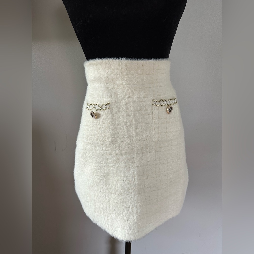 Chic White Textured Skirt with Button Accents